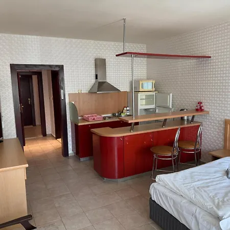 In Miramar Palace Apartment